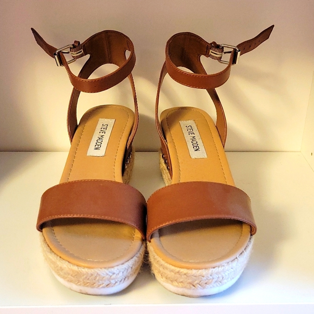 Steve Madden 8M sandals